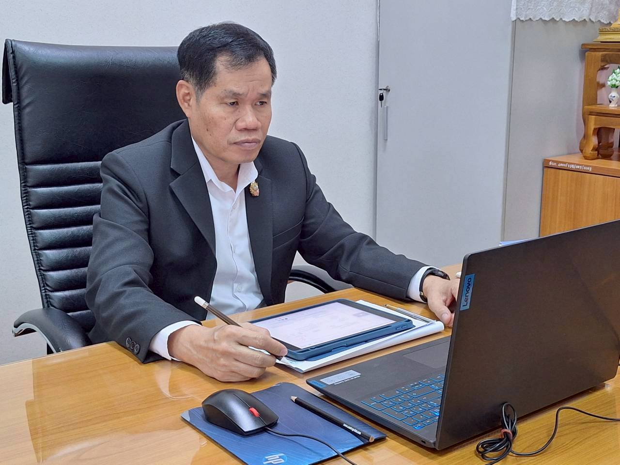 title - ผู้ตรวจราชการ ส.ป.ก. เข้าร่วมการประชุมตรวจติดตามการดำเนินงานตามแผนการตรวจราชการ ของผู้ตรวจราชการกระทรวงเกษตรและสหกรณ์ ประจำปีงบประมาณ พ.ศ. 2569 รอบที่ 1 ในเขตตรวจราชการที่ 10 จังหวัดหนองคาย 